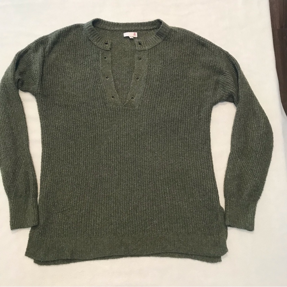 SO sweater, army green, tunic length, XS